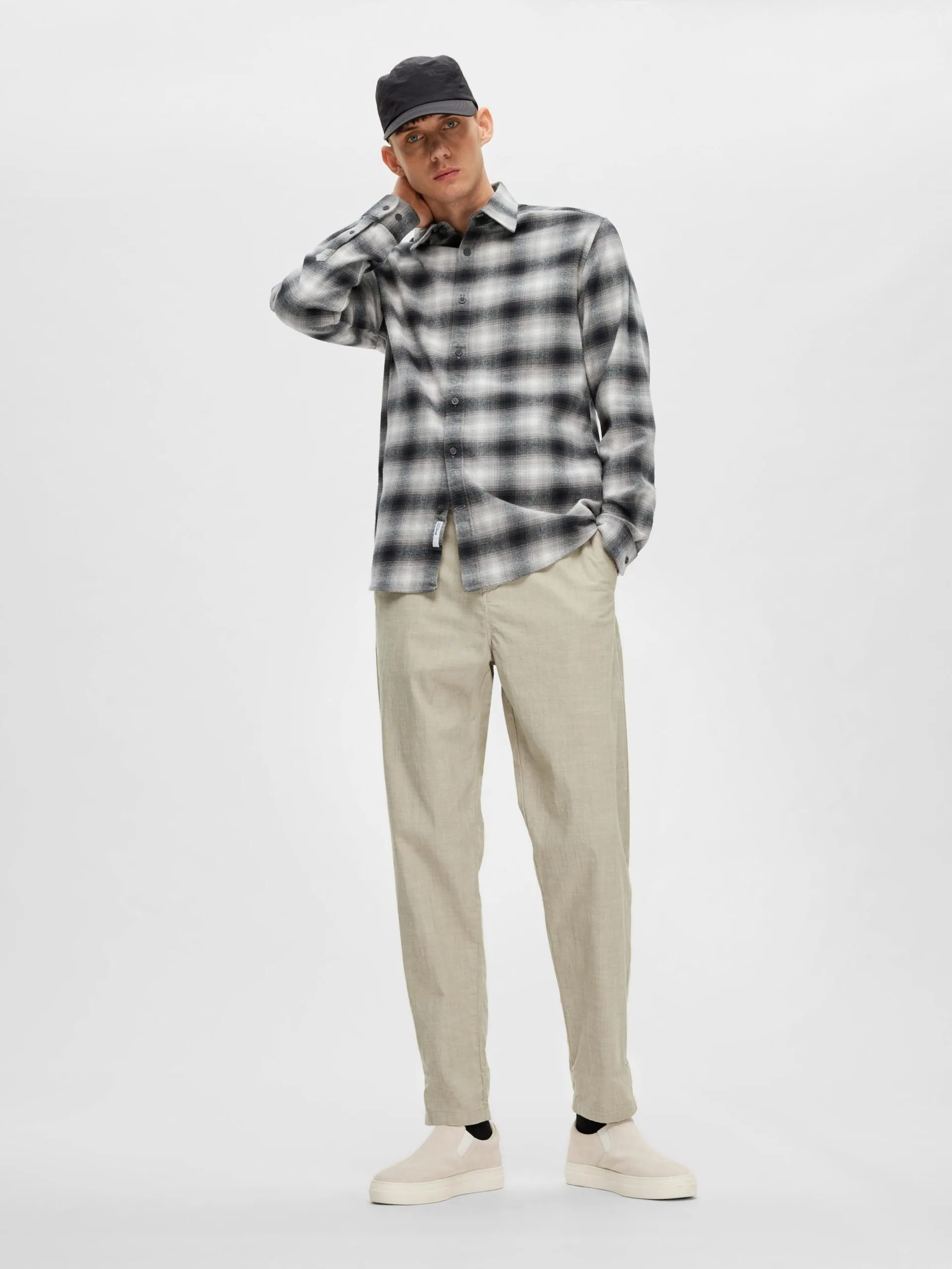 Selected Homme Geruite Overhemden Regular Fit Overhemd Tim Heren Donkergrijs 6 Selected Homme Geruite Overhemden Regular Fit Overhemd Tim Heren Donkergrijs - Afbeelding 4